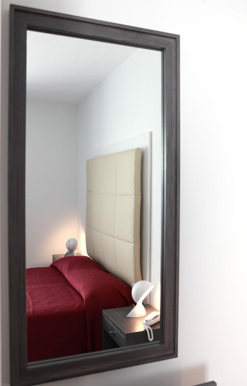 Aparthotel Brezza Di Grecale Trapani Zimmer foto