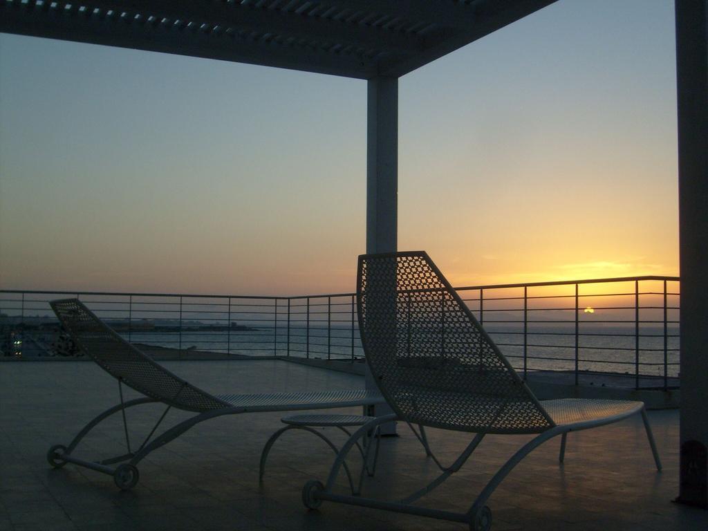Aparthotel Brezza Di Grecale Trapani Exterior foto